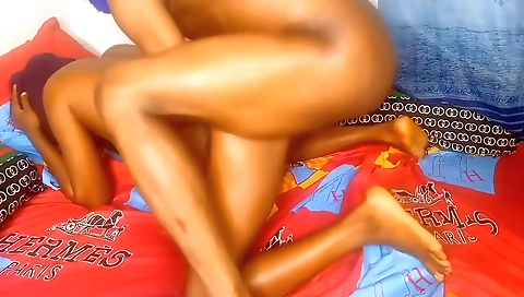 Shaky mature chick gets fucked by her boyfriend