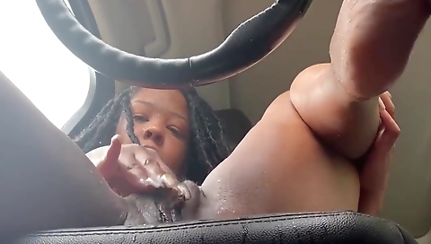 Dirty slut loves getting fucked