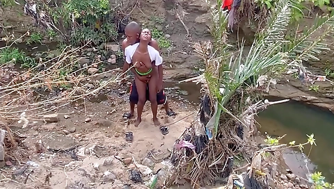 My friend's step mom, vorllexiau flirtati and ready to fuck