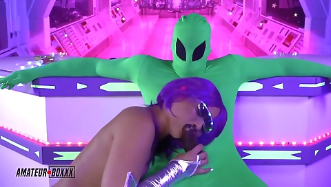 Shemal pretenot scoop sex with a fuck