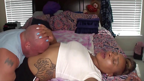 Maria and sexy girls love to fuck