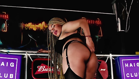 Sexy younger and cum